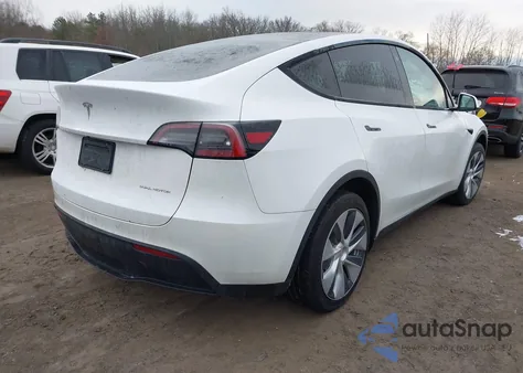 2023 Tesla Model Y Awd/Long Range Dual Motor All-Wheel Drive from USA, damaged, VIN 7SAYGDEE8PA105374
